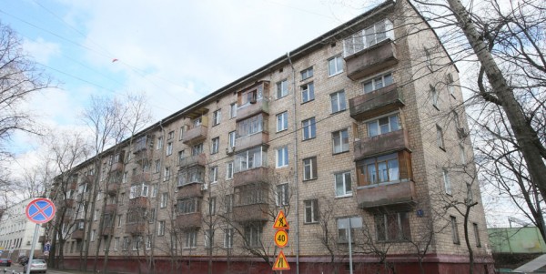 Расселять пятиэтажки по всей России еще не время