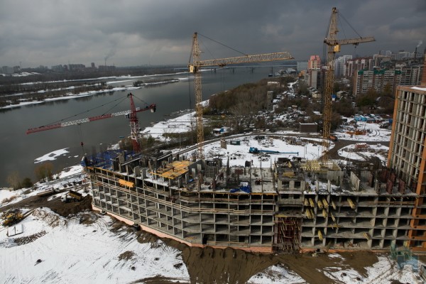 Новосибирские застройщики ждут от банкиров снижения ставок по ипотеке